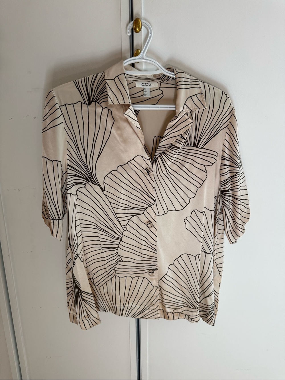 COS Silk Beige Botanical Print Short-Sleeve Shirt - Size Small
